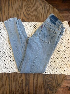 Levi’s Altered 711 Skinny Jeans